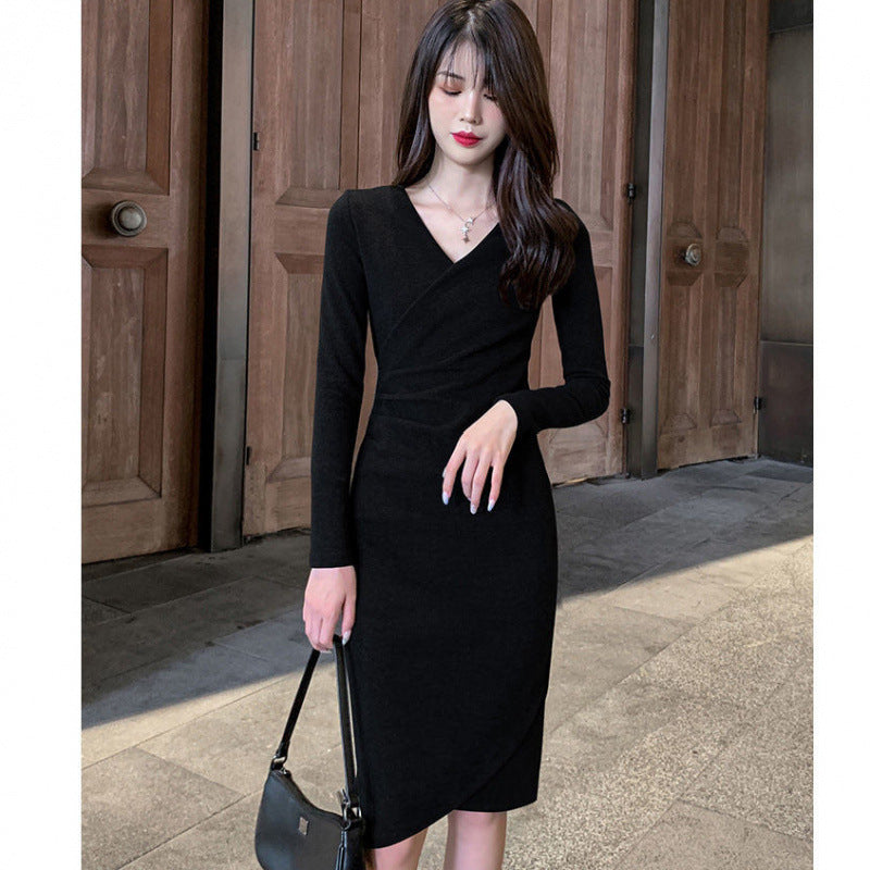 Slim Fit Dress for Women Long Sleeve V-Neck Pleated Long Dress